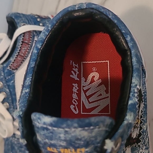 Vans X Cobra Kai Eagle Fang Karate Old Skool Skateboard Sneakers Shoes Kids Sz 1 - Picture 9 of 12